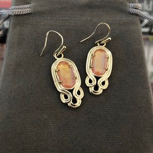 Kendra Scott drop earrings in tangerine